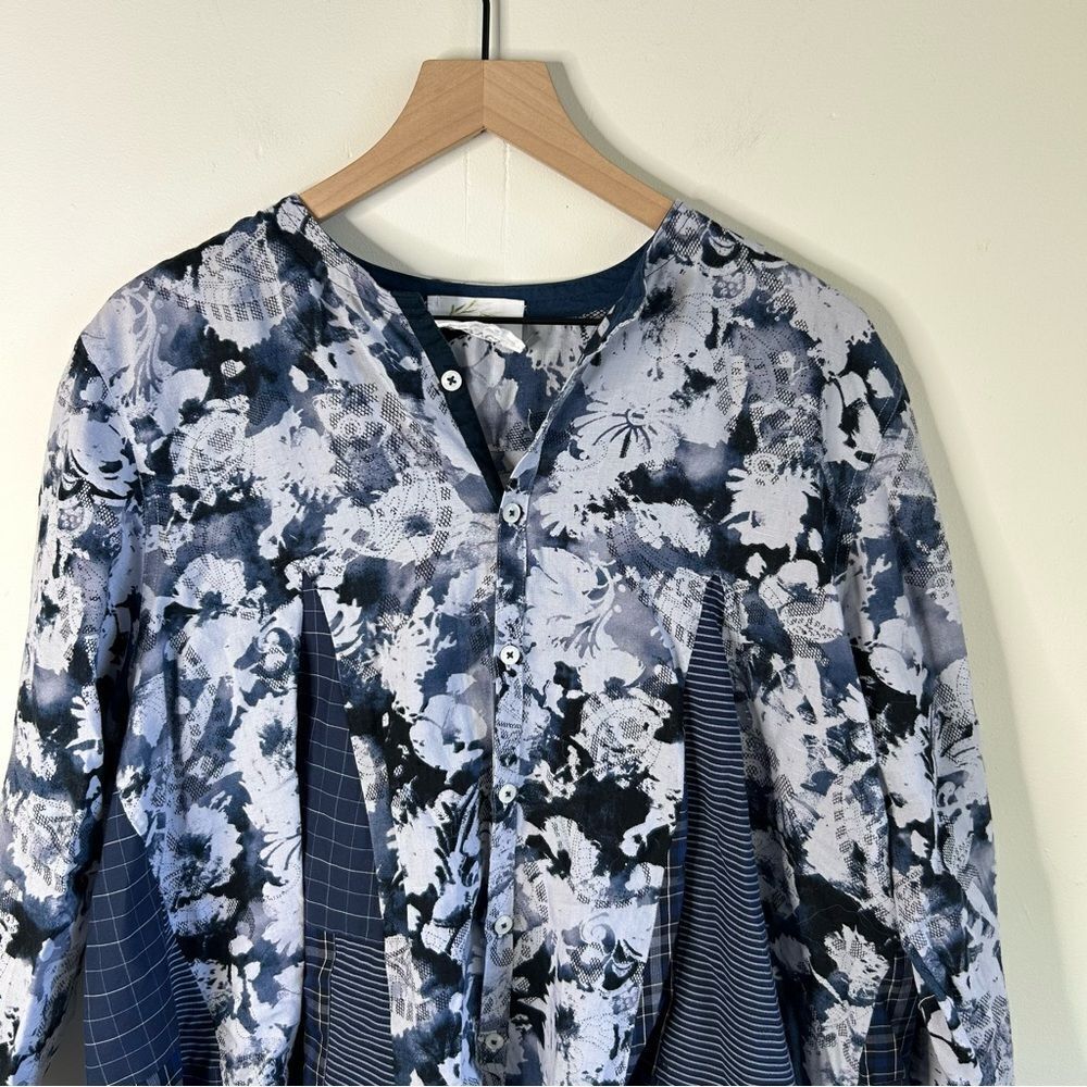 Textile hARvesT Floral Mixed Media Recycle Fabric Button-Up Shirt Large